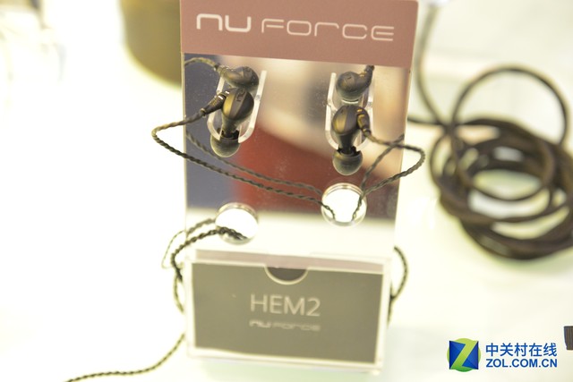 Ʒ ͼNuForceý彻 