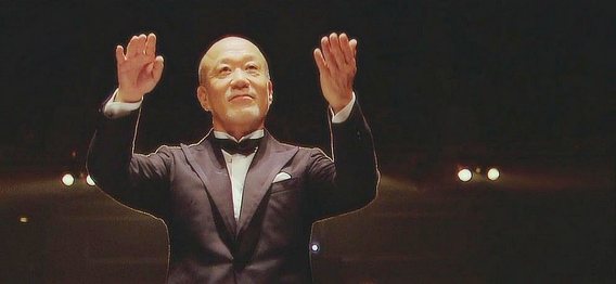 久石让震惊世界演奏会，800人大合唱《天空之城》!