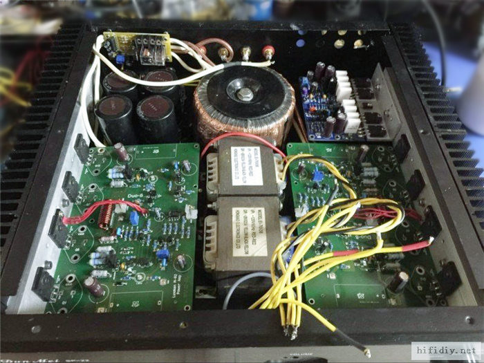Luxman M-02