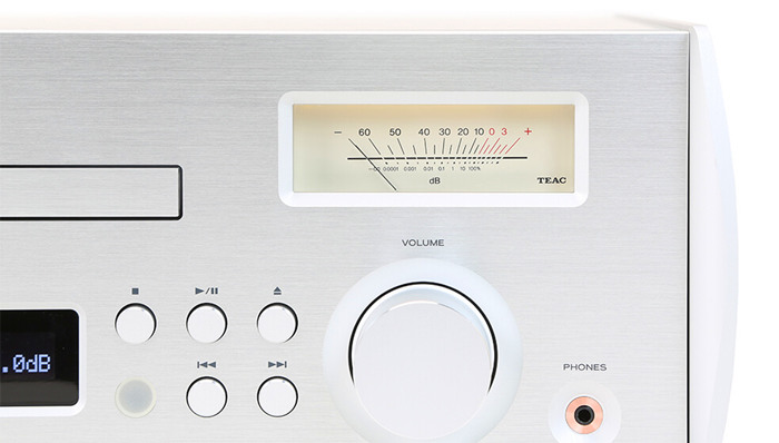 TEAC NR-7CD All-in-One