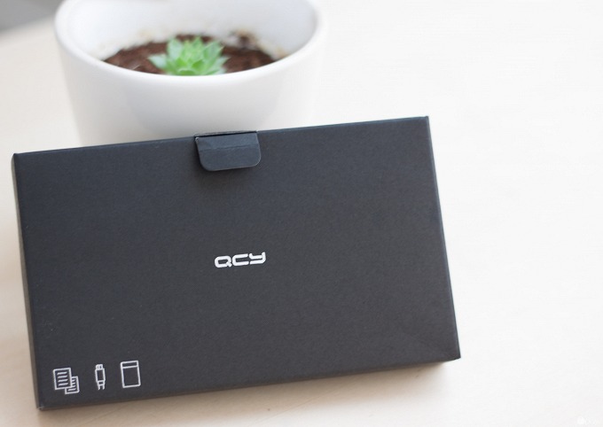 不专业的耳机 QYC QY11蓝牙运动耳机