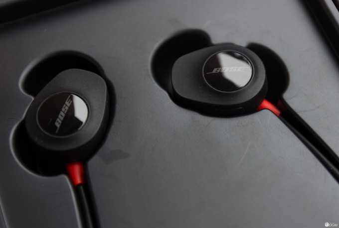 ʵײ Bose Soundsport Pulse˶