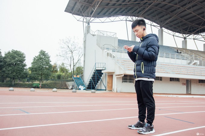 ʵײ Bose Soundsport Pulse˶