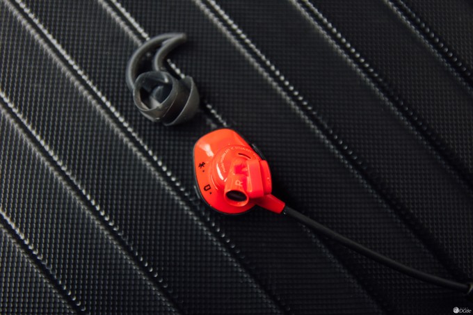 ʵײ Bose Soundsport Pulse˶