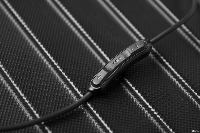 ʵײ Bose Soundsport Pulse˶