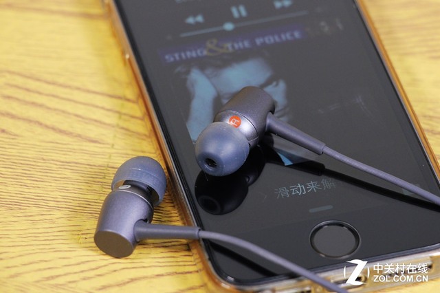 音质清澈自然 Sony EX750AP耳机试听