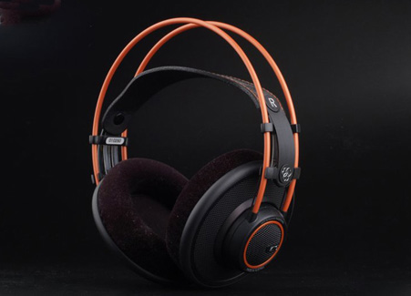 AKG K712 PRO头戴式耳机