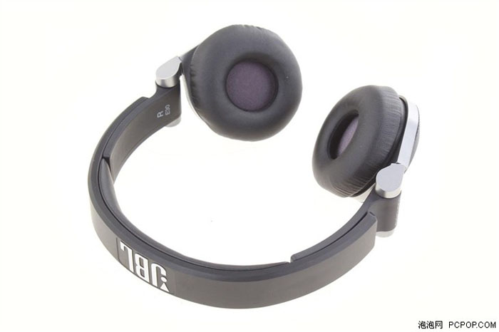 时尚与专业完美结合 JBL E30耳机评测