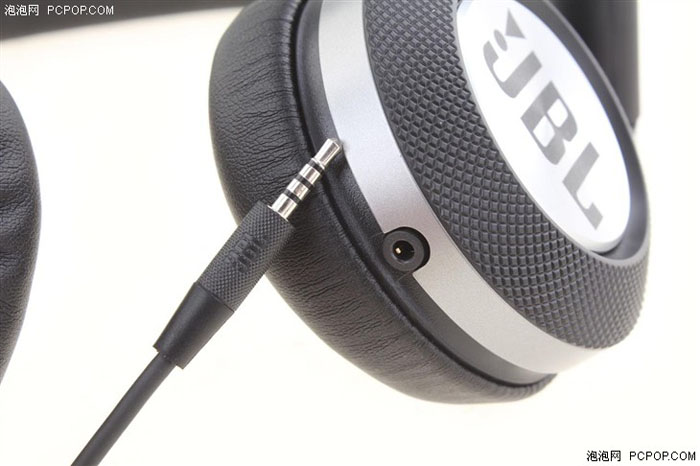 时尚与专业完美结合 JBL E30耳机评测