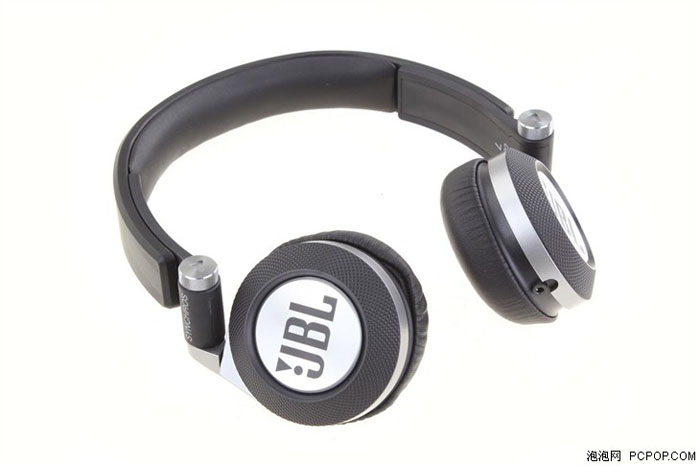 时尚与专业完美结合 JBL E30耳机评测
