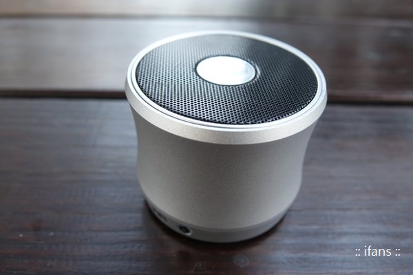 JNA J2防水NFC蓝牙喇叭让手机更具震撼力
