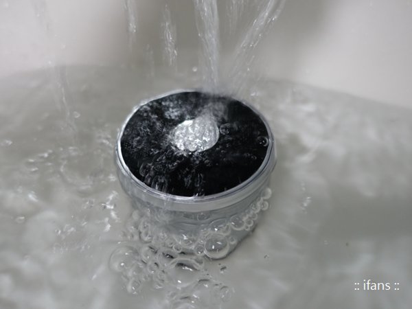 JNA J2防水NFC蓝牙喇叭让手机更具震撼力