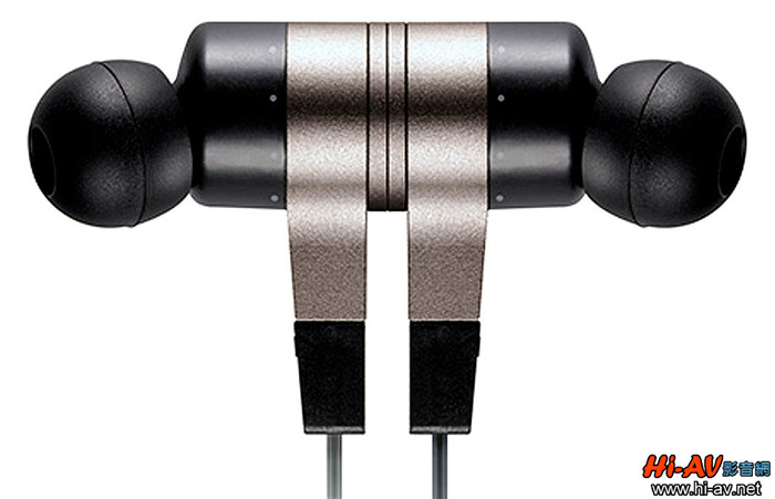 KEF and Porsche Design联名系列