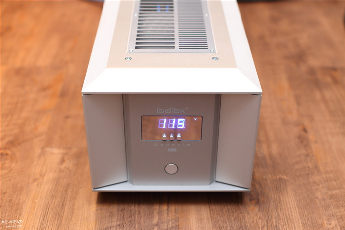 IsoTek EVO3 Mosaic Genesis电源处理器