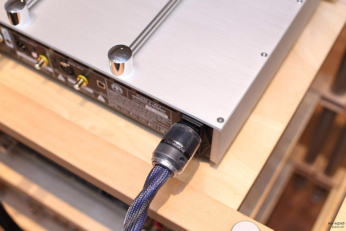 理性与暖意并重 Accustic Arts Player II MK2 CD唱盘