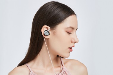 ĵ壬ɢƷ  iBasso IT04ʽ