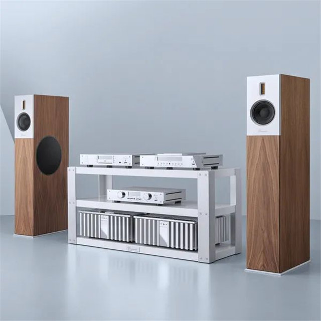 匠心设计、细节严谨：Burmester B38 座地扬声器